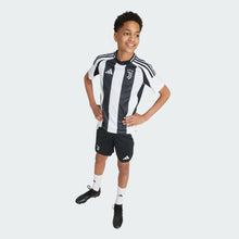 Charger l&#39;image dans la galerie, SHORT JUNIOR GARA JUVE
