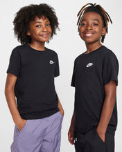 Carica l&#39;immagine nel visualizzatore di Gallery, T-SHIRT NIKE JUNIOR
