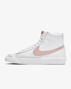 NIKE BLAZER MID