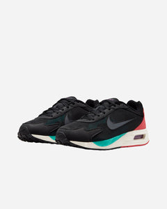 NIKE AIR MAX SOLO