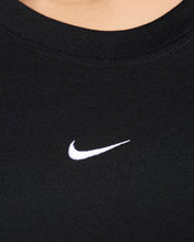 Carica l&#39;immagine nel visualizzatore di Gallery, T-SHIRT DONNA NIKE
