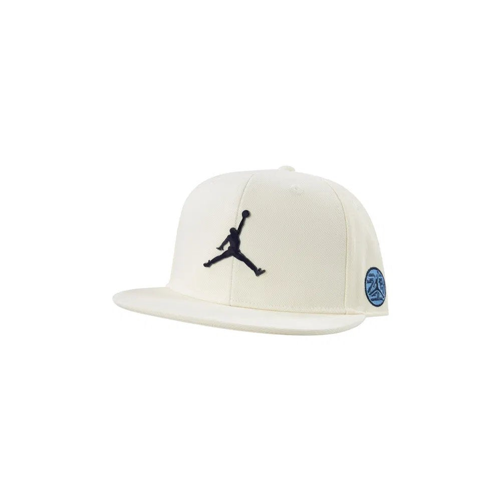 CAPPELLO CON VISIERA JORDAN