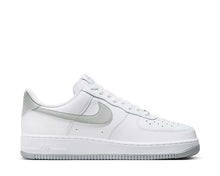 Cargar imagen en el visor de la galería, AIR FORCE 1 &#39;07
