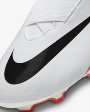 Laden Sie das Bild in den Galerie-Viewer, Nike Jr. Mercurial Vapor 15 Academy
