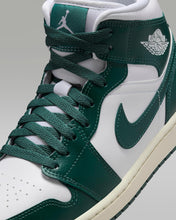 Cargar imagen en el visor de la galería, AIR JORDAN 1 MID
